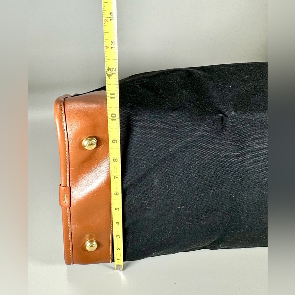 T. Anthony Elegant Leather Weekender Duffle Travel Canvas  Bag UNISEX - Picture 7 of 11